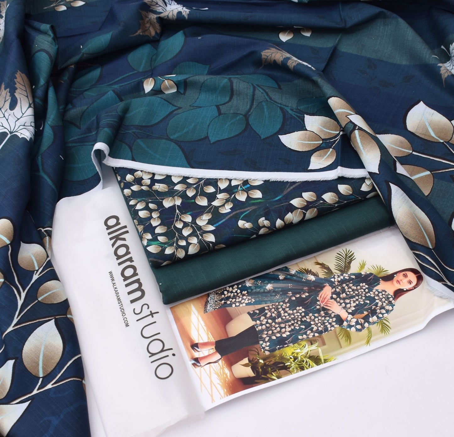 3pc Khaddar Alkaram-AS030