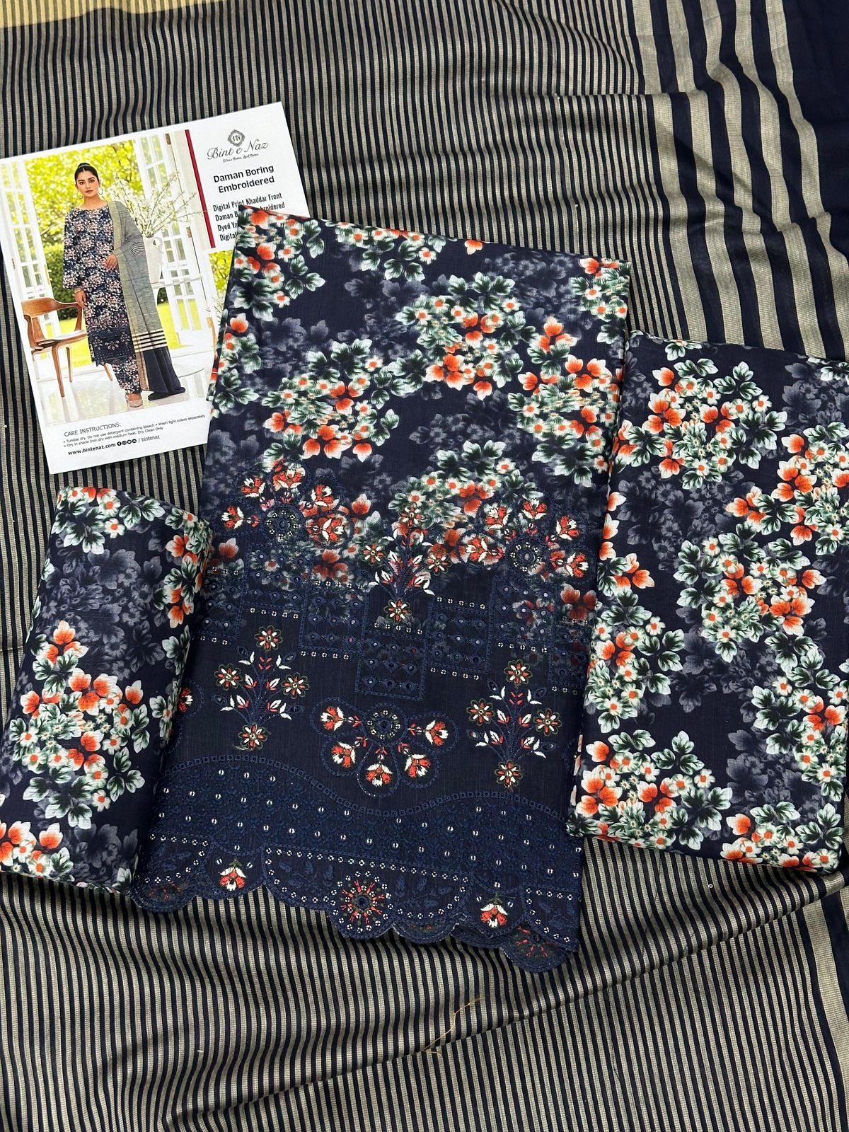 3pc Khaddar Bint e Naaz-ZI004